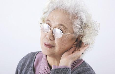 导致老年人经常耳鸣的原因